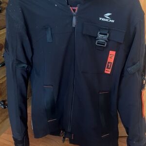 Black Taichi Jacket with Orange Details For Riding Motorcycles